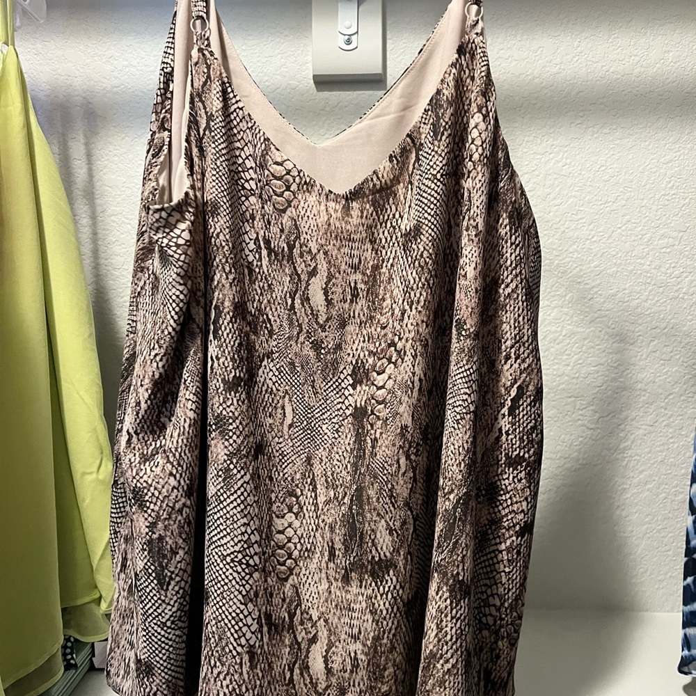 Torrid swing cami snakeskin size 3